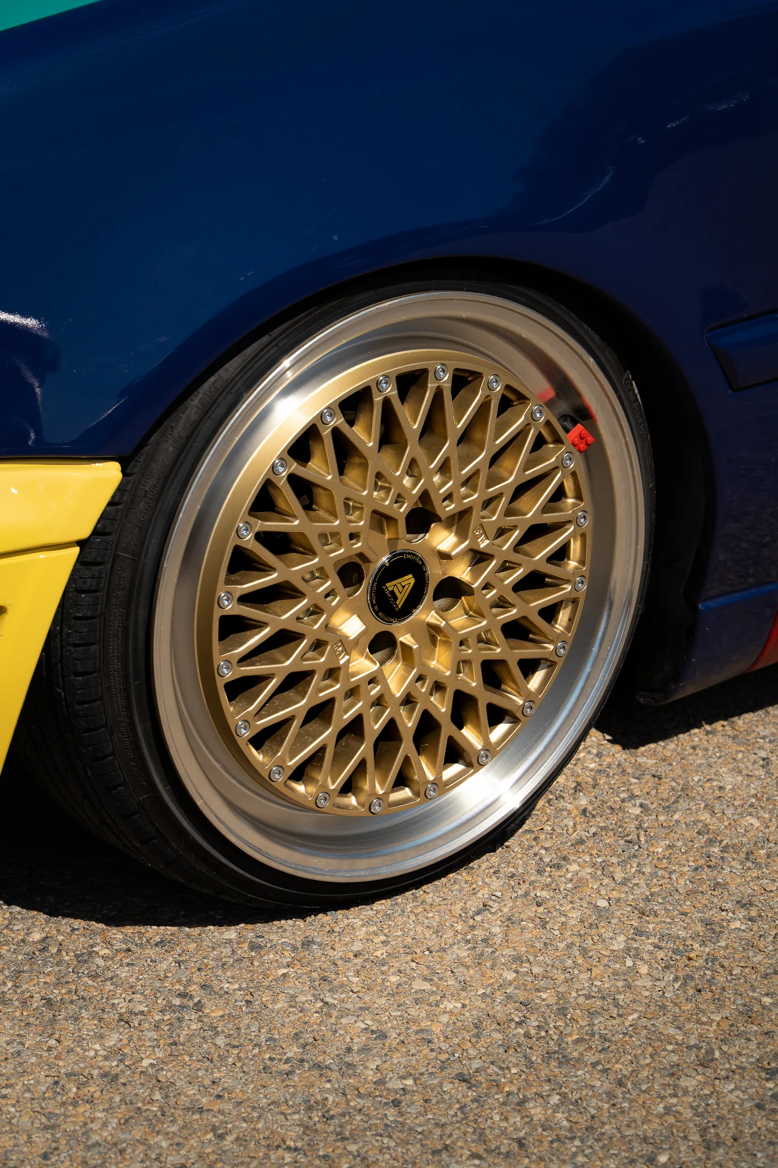 Paddock y pista · 40