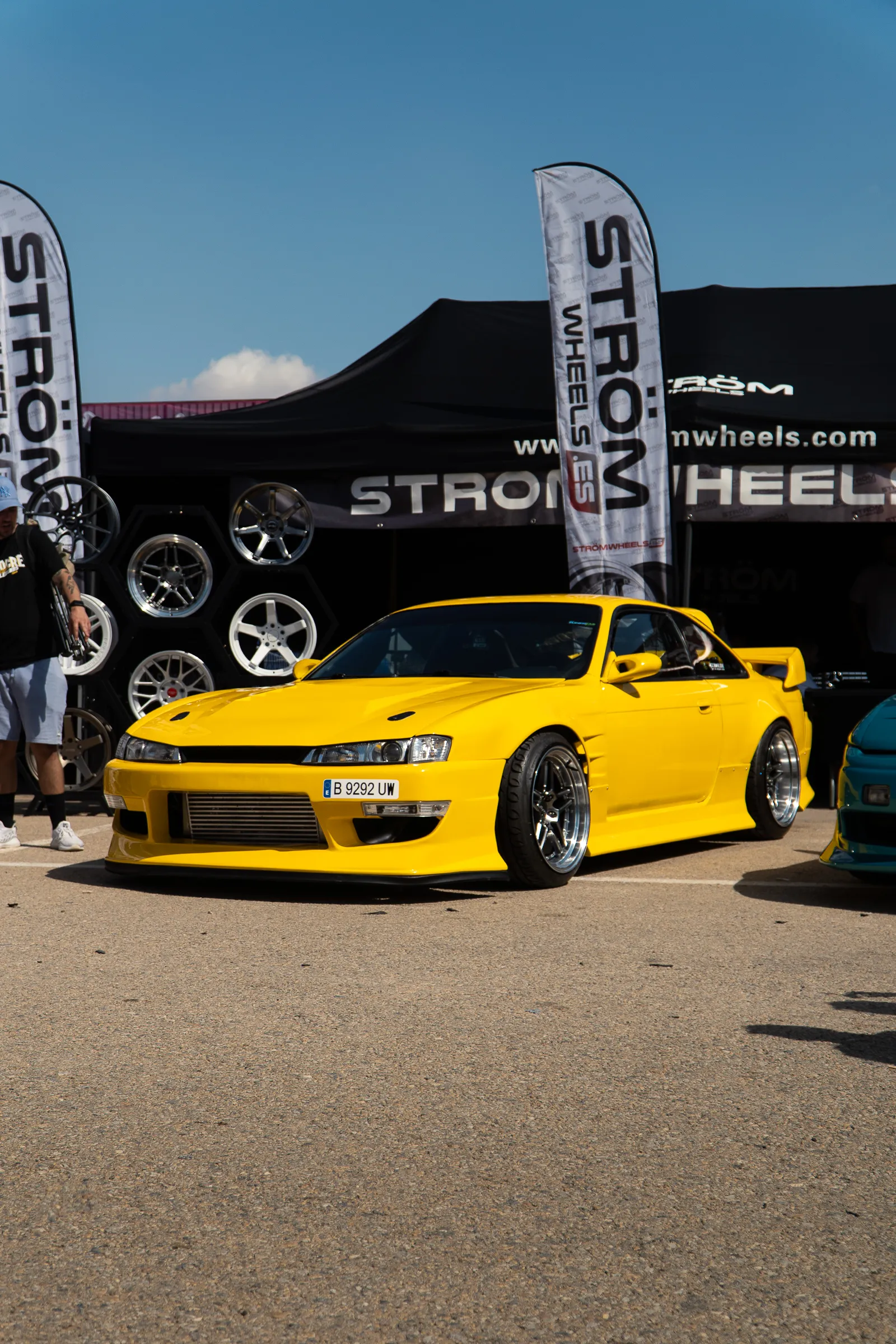 Paddock y pista · 9