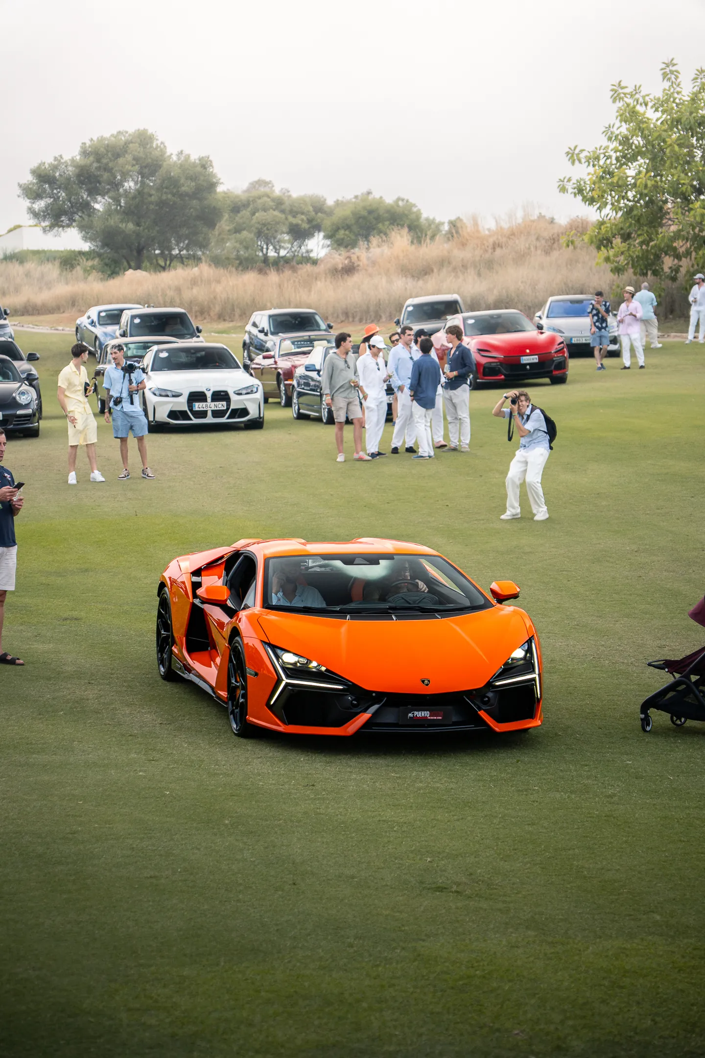 Lamborghini Revuelto · 8
